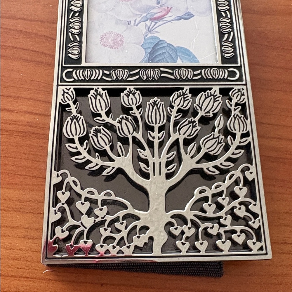 Unique Small Desktop Silver Frame - Picture 4 of 6